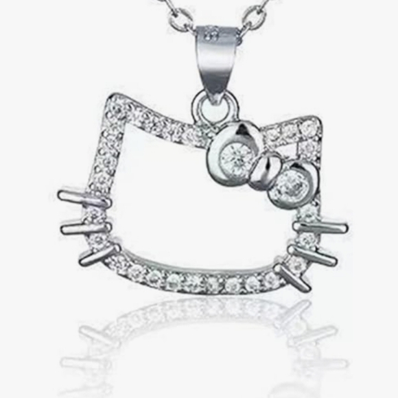 NWOT Sanrio Hello Kitty Silver Pendant and Necklace - Picture 1 of 4